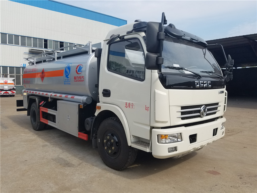 東風(fēng)大多利卡【8立方】加油車