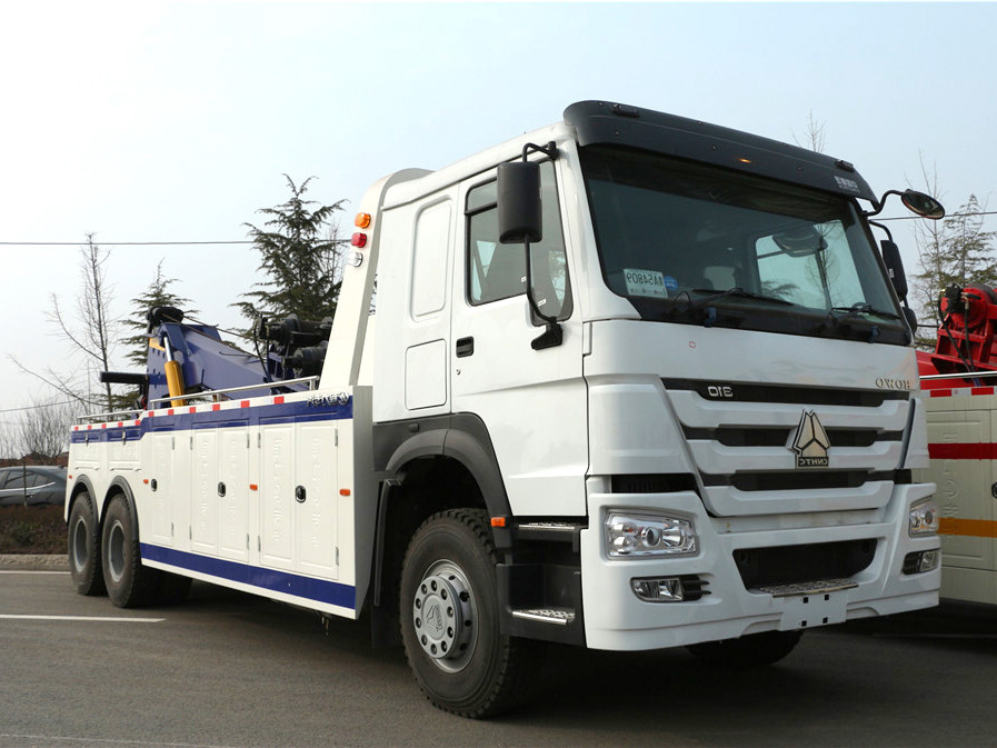 【一拖一】重汽豪沃后八輪清障車