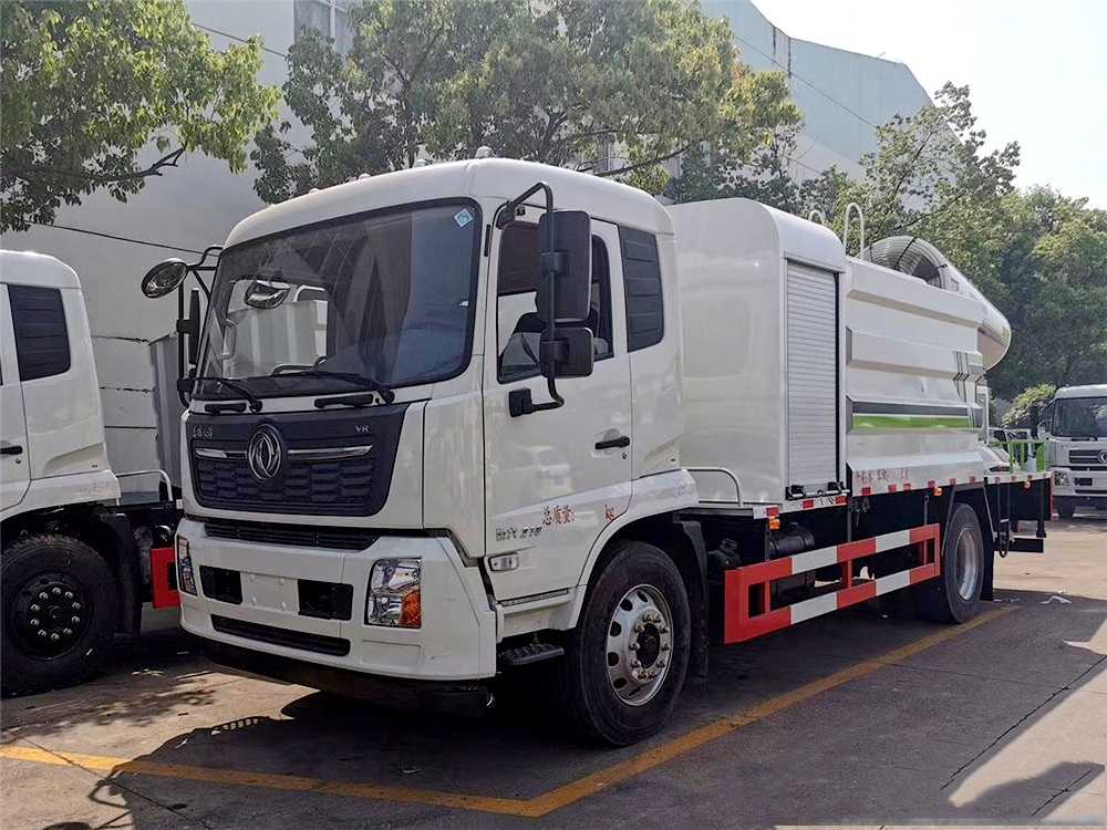 國六【12方】東風天錦 抑塵車#50-100米